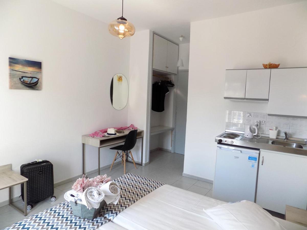 לימנריה Vana Studios & Apartments מראה חיצוני תמונה