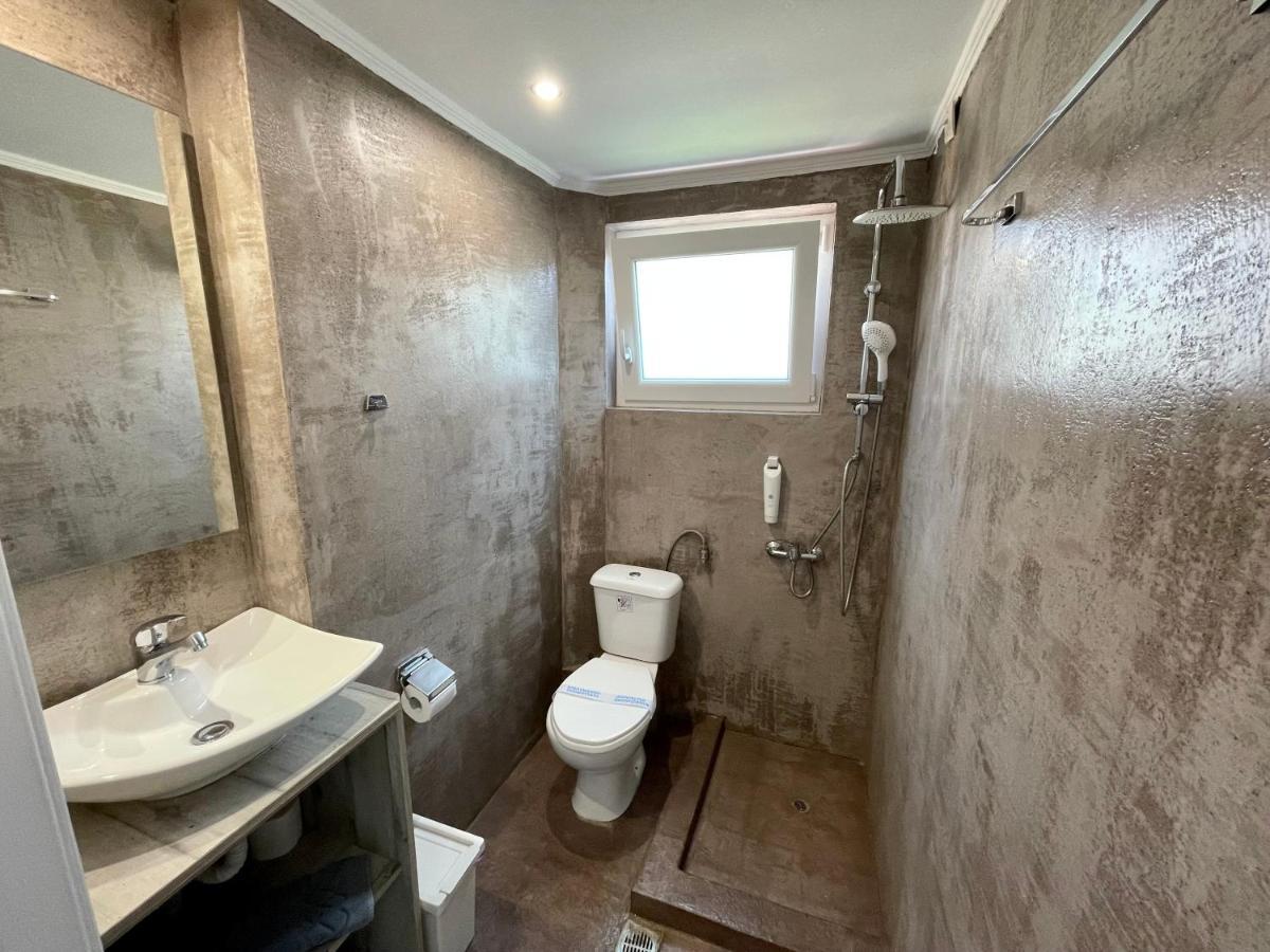 לימנריה Vana Studios & Apartments מראה חיצוני תמונה